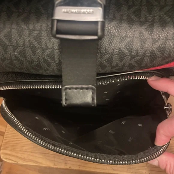 Michael Kors Black and Red Men's Backpack - Picture 6 of 7